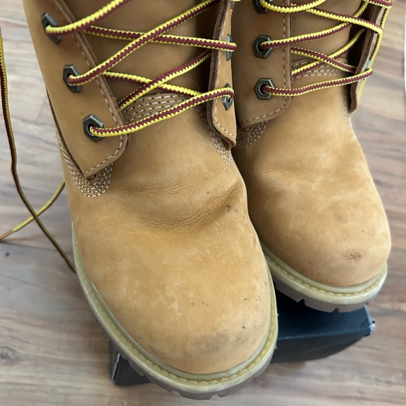 Timbs Boots - Picture 4 of 4